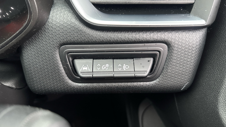 Renault Clio 1.0 TCe 90 Iconic 5dr Petrol Hatchback